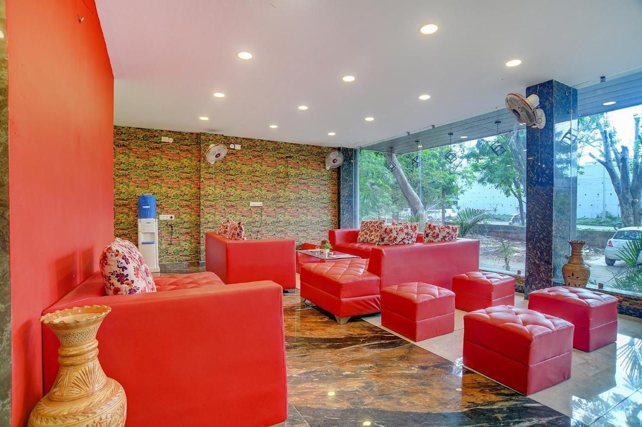 Fabhotel Rajat Crown Bhópál Exteriér fotografie
